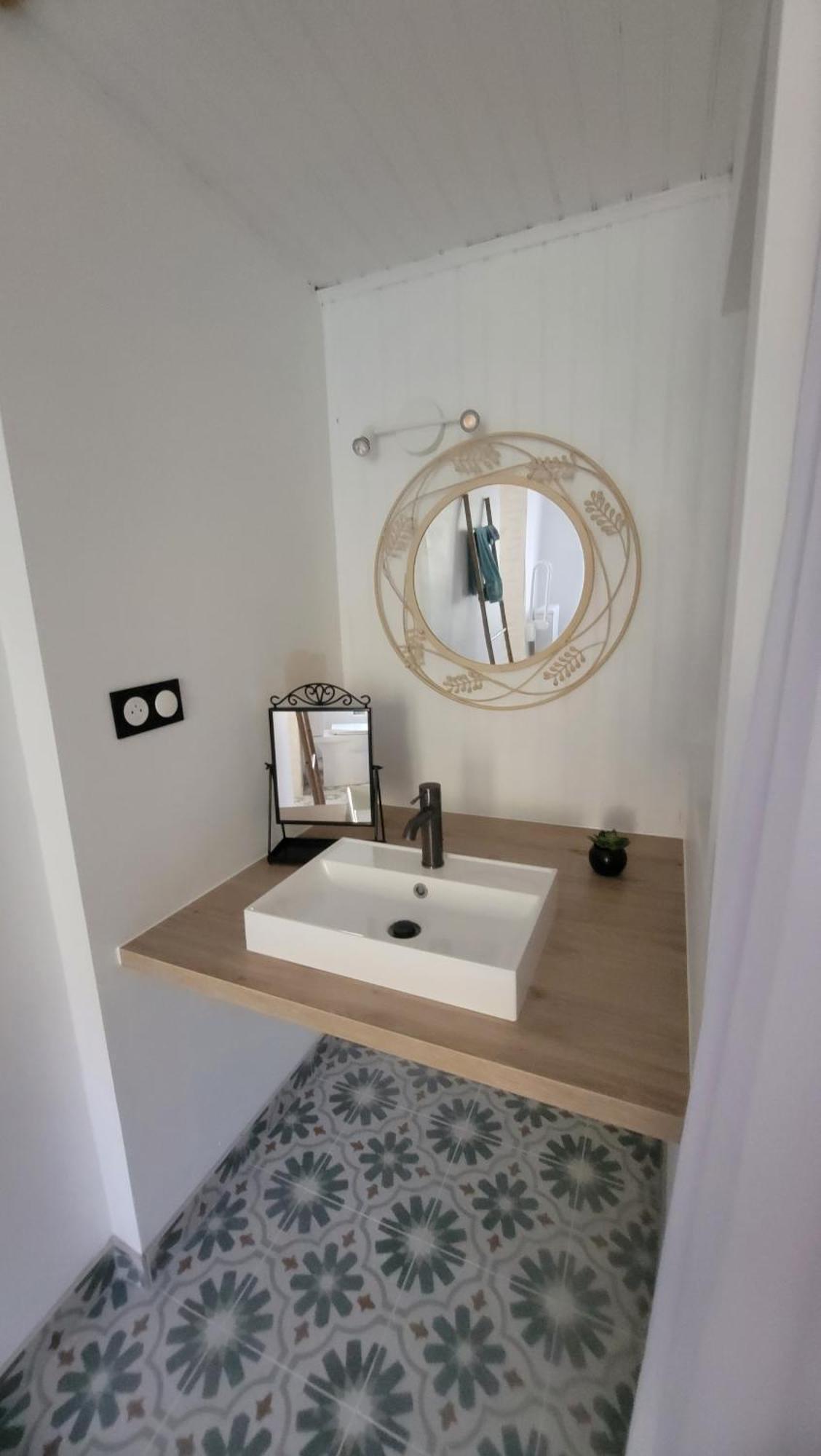 Le Truc En Plus, Accessibles Pmr, Appartement 45 M2 Mitoyen Dans Une Maison Avec Un Autre Appartement Guérard Εξωτερικό φωτογραφία